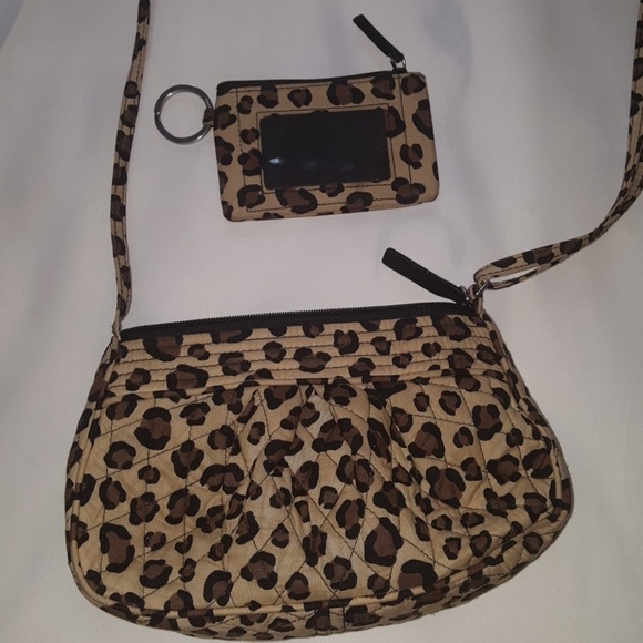 Vera Bradley Handbags - 🌹Vera B Tote w/ ID Holder🌹